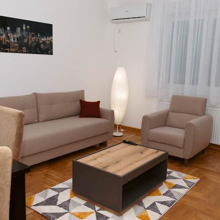 Millennium Apartment Backa Palanka Ngoại thất bức ảnh